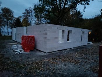 Maja müüride ladumine